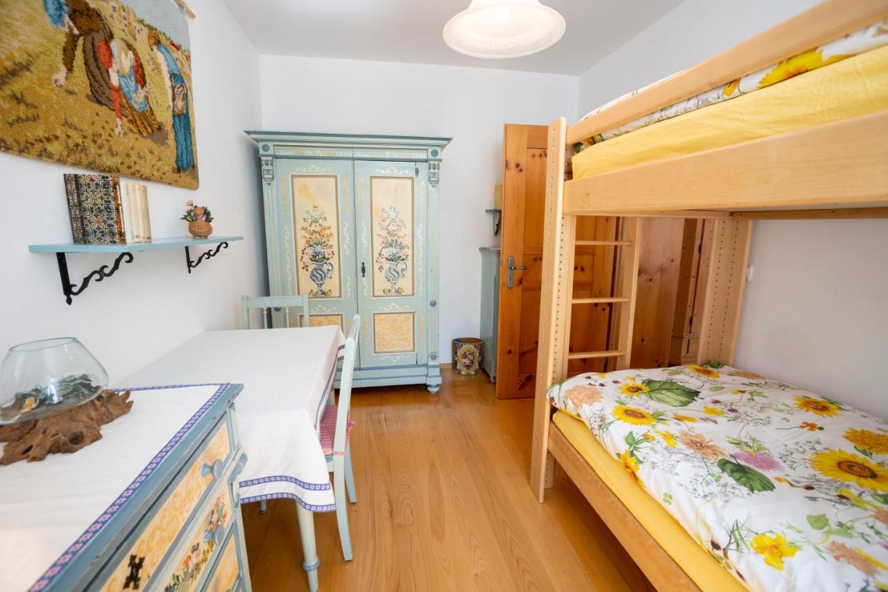 Landhauswohnung Mit Wildromantischem Garten Füssen Esterno foto