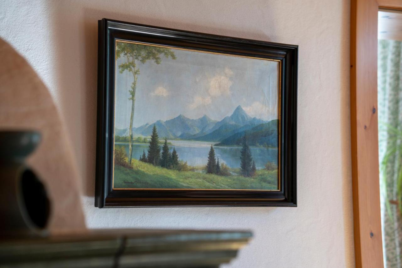 Landhauswohnung Mit Wildromantischem Garten Füssen Esterno foto